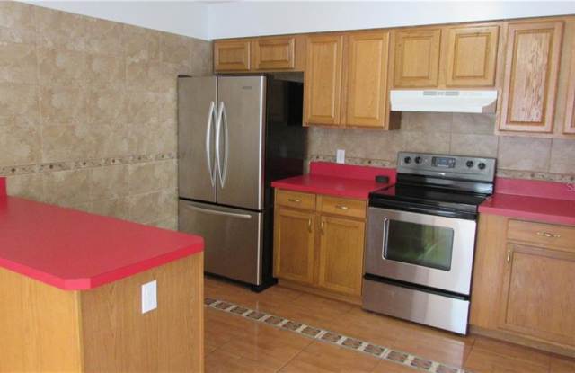 2488 FIELDING COURT Gallery 3