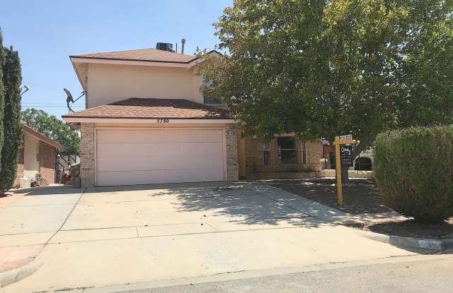 Northeast Refrig A/C 3bed/2.5bath home! Gallery 1