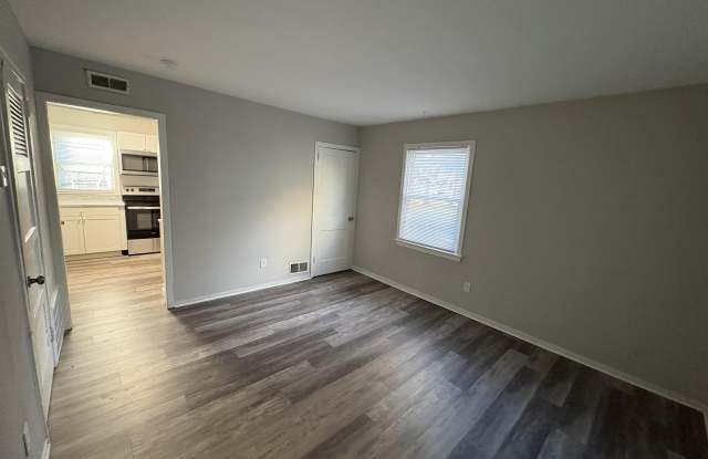 813-815 Valerie Ln - 813 photos photos 813-815 Valerie Ln - 813 photos photos