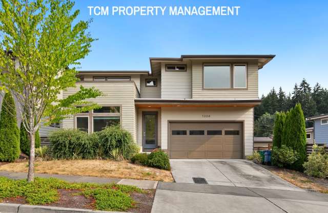 5208 Ne 11th Pl - 5208 Northeast 11th Place, Renton, WA 98059