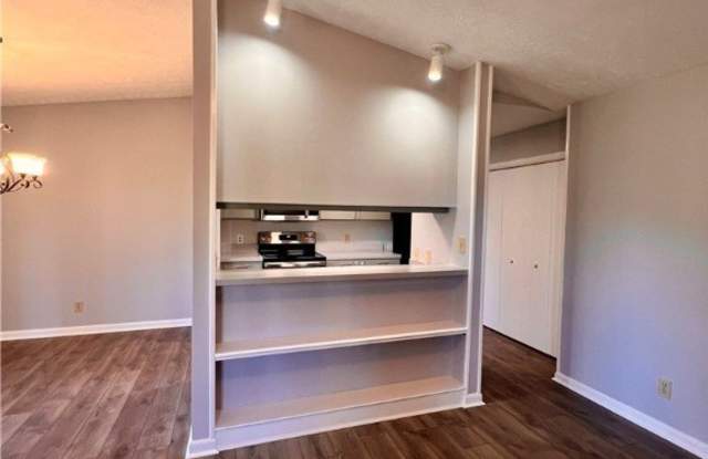 679 Bartons Landing Place Gallery 2
