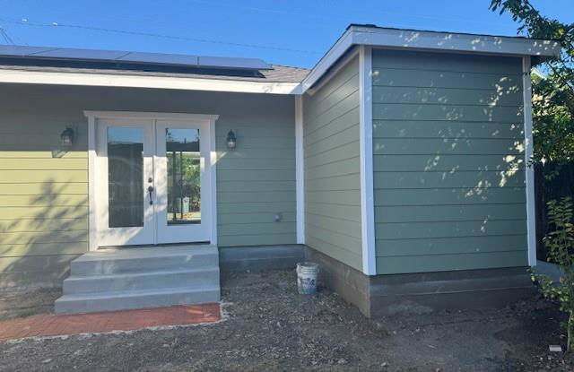 425 West Lime Avenue - 425 West Lime Avenue, Monrovia, CA 91016