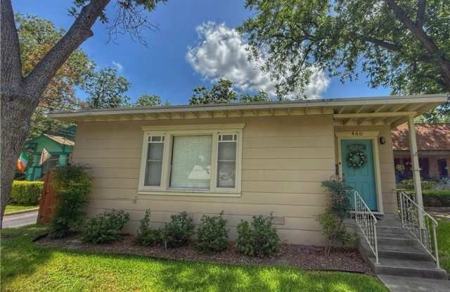 460 Comal Avenue photos photos