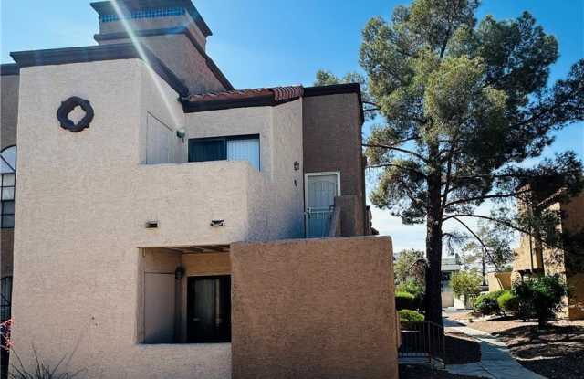 2977 Juniper Hills Boulevard Gallery 2
