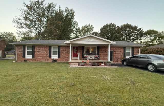 4 bedroom 2 bath in Farley Gallery 1