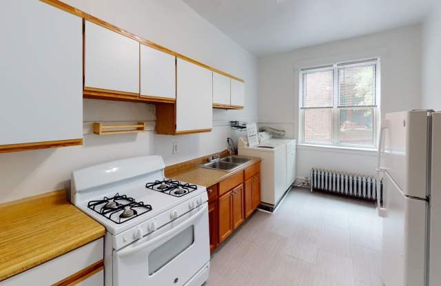 1358 E. 58th Street photos photos