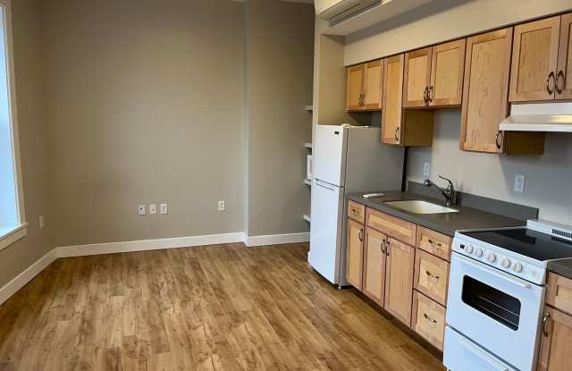 Putnam Winslow – Studio, $1,200.00, 300 sq.ft. - Available 05/01/2025 - 341 Main Street, Bennington, VT 05201 Putnam Winslow – Studio, $1,200.00, 300 sq.ft. - Available 05/01/2025 - 341 Main Street, Bennington, VT 05201