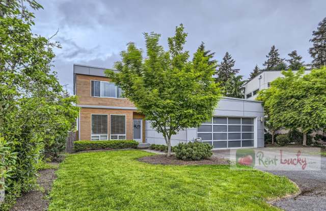 Spectacular 5-Bedroom Seattle Home in Pinehurst w/2-Car Attached Garage!! photos photos