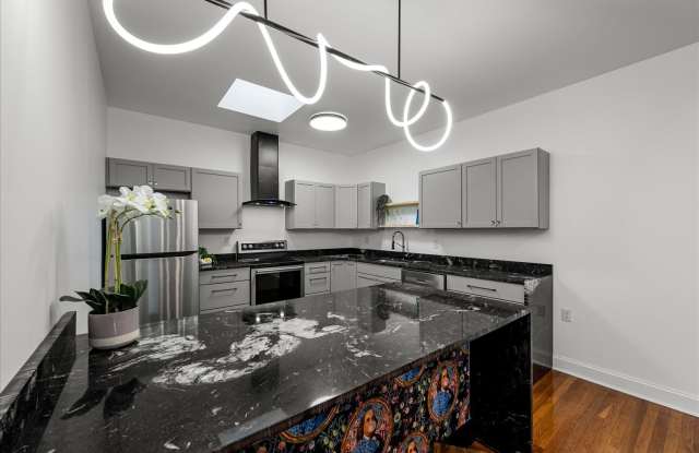 40 E Piccadilly St - 40 East Piccadilly Street, Winchester, VA 22601