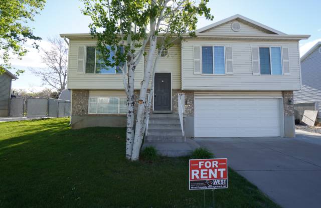 634 N 1260 W photos photos