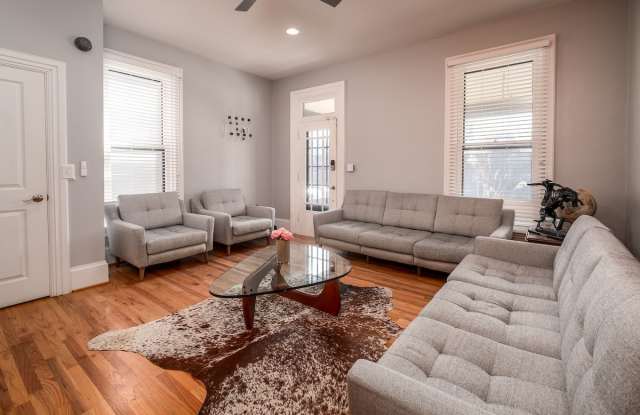176 Thurman Avenue Gallery 3