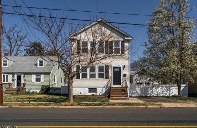 536 Spruce Ave photos photos