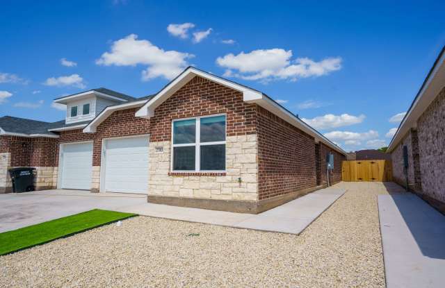 Now Pre-Leasing | Available October 9 | 2701 Baron photos photos