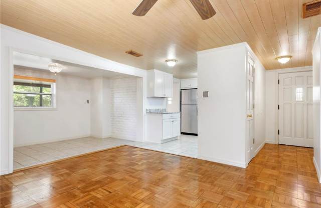 1012 W FAIRBANKS AVENUE Gallery 2
