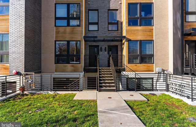 2724 12TH STREET NE - 2724 12th Street Northeast, Washington, DC 20018