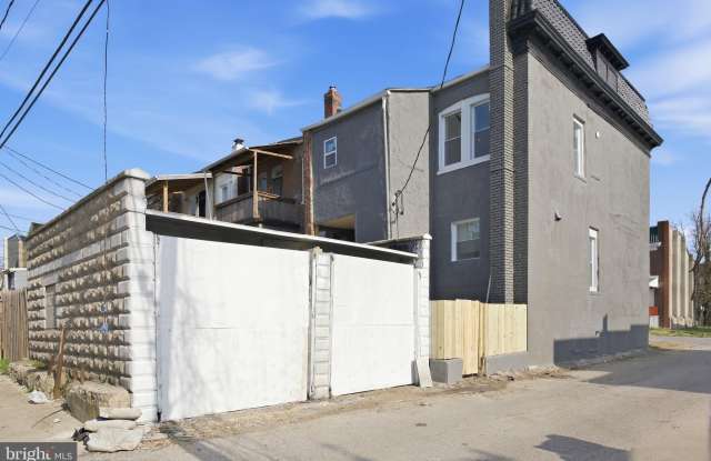 2816 ROCKROSE Avenue Gallery 4