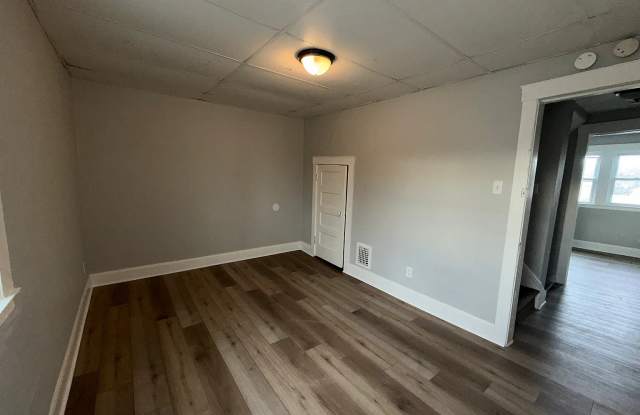 477 23rd Street - 3 Gallery 2
