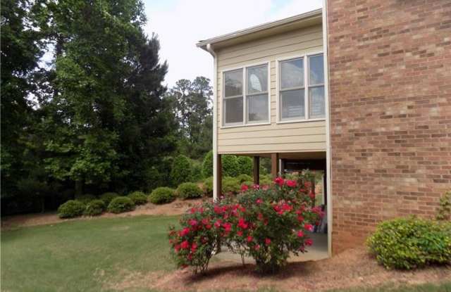 5490 Vista Brook Drive Gallery 2