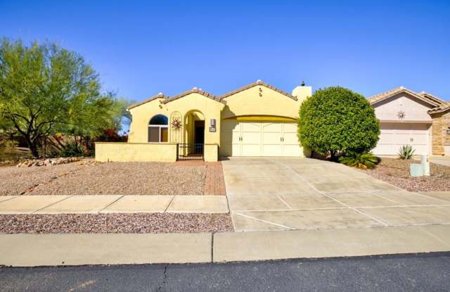 3 Bedroom 2 Bathroom - 13447 North Atalaya Way, Oro Valley, AZ 85755