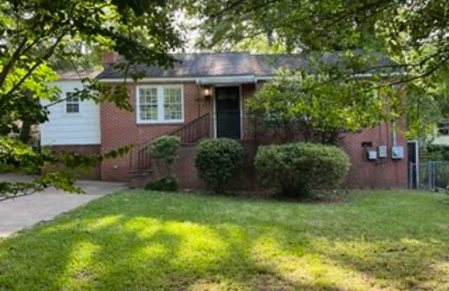 Adorable 3 Bedroom/2 Bath Home located in Jordan/Johnson area photos photos
