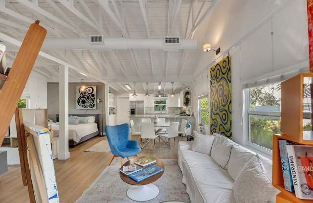 122 Florida Ave photos photos