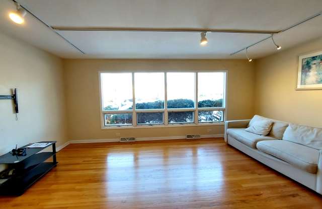 2931 greenleaf Avenue Gallery 2