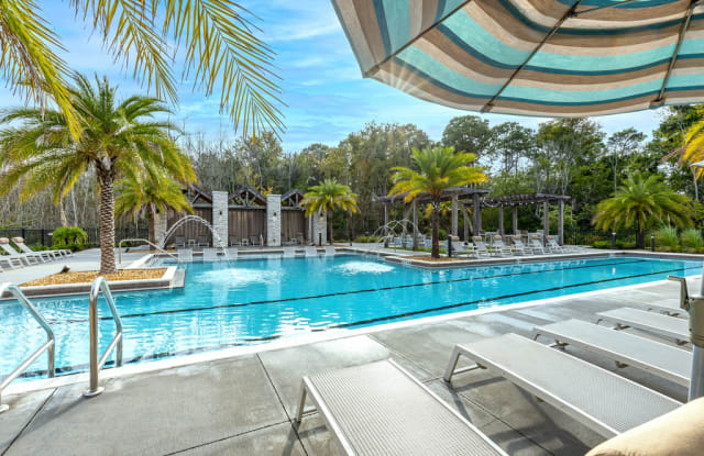 Vintage Amelia Island Apartments Gallery 2