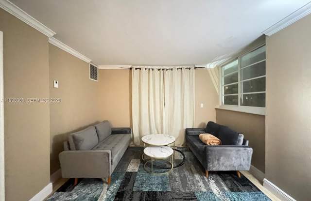 1750 James Ave photos photos