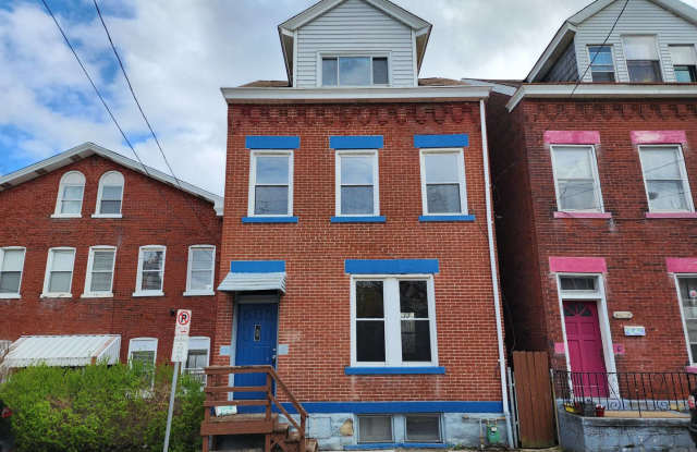 Tired of being a renter and want to own your own home? This is a Lease with Option to Purchase deal (this is NOT a traditional rental). - 1527 Hoff Street, Pittsburgh, PA 15212
