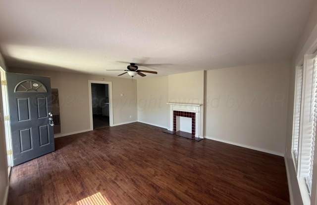 1413 BROOK Avenue photos photos