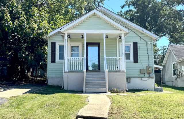 Charming 3 BR/1 BA Single-Family Home in Capitol Heights! photos photos
