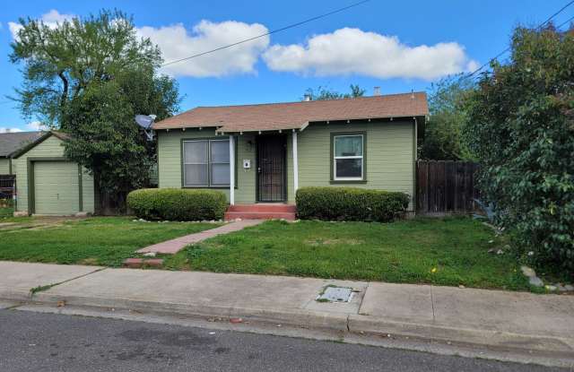 Move in Special see AD photos photos