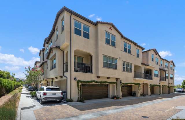 Lake Forest Modern Living photos photos