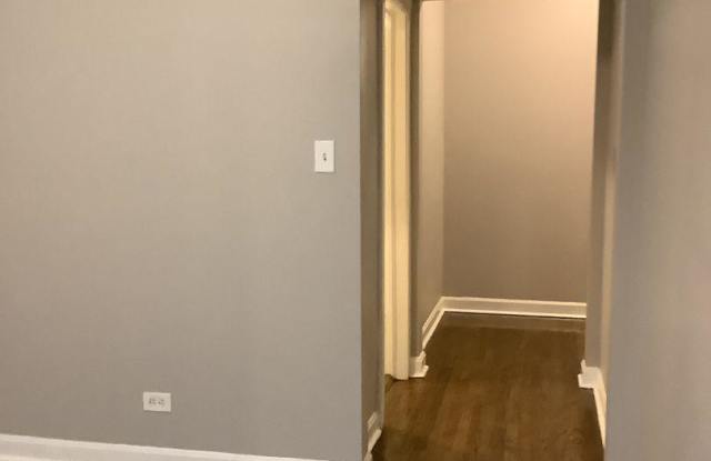 7656 South Ingleside Ave photos photos