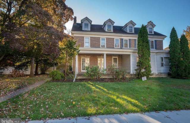709 East 20TH Street - 709 East 20th Street, Chester, PA 19013