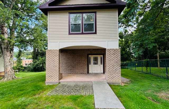 4 Bedroom 3.5 Bath House photos photos