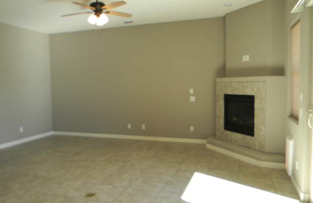 6189 E Belton Lane Gallery 3