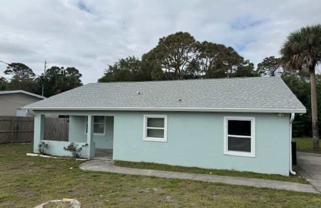 PET FRIENDLY 1896 KEEWIN AVENUE NE, PALM BAY photos photos