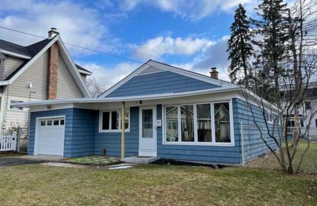 Single Family House 3 bed 1 bath House with garage! photos photos