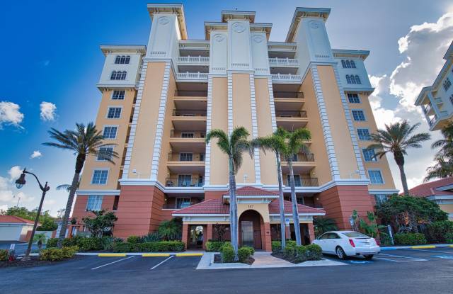 Annual Unfurnished 2 Bed 2 Bath with a Flex Room Condo in The Waterfront on Venice Island! photos photos