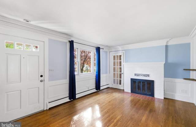 6012 CLAMES Drive Gallery 4