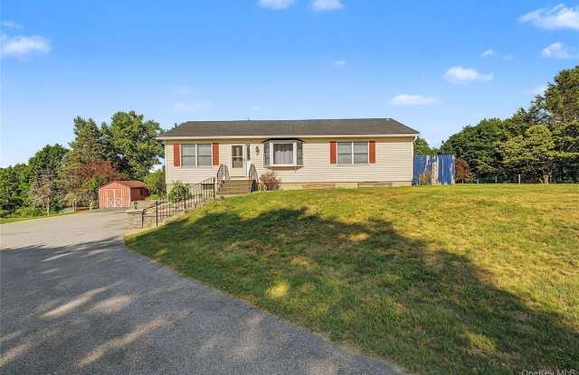 318 Cornwall Hill Road photos photos