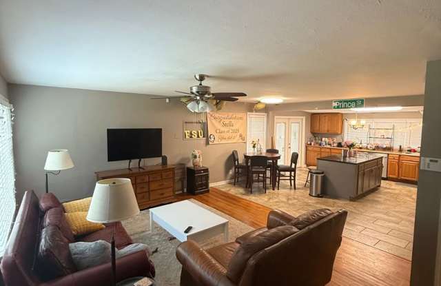 3/2 Single Family Home Close to FSU! photos photos