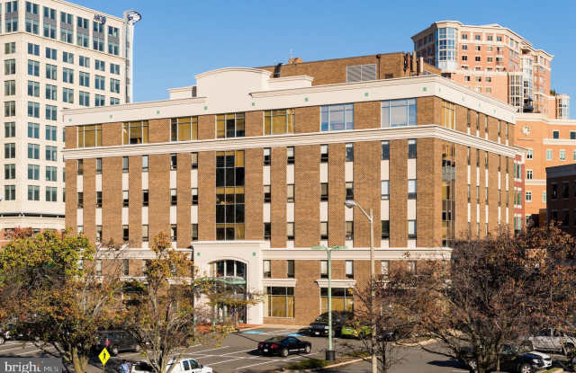 2121 EISENHOWER Avenue unit: 219 - 2121 Eisenhower Avenue, Alexandria, VA 22314 2121 EISENHOWER Avenue unit: 219 - 2121 Eisenhower Avenue, Alexandria, VA 22314