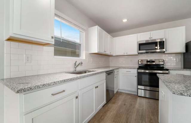624 Lindenwood Drive South Gallery 2