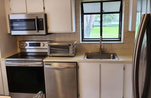 8934 SUNNYWOOD Place Gallery 3