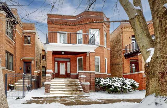 4519 N Artesian Avenue photos photos