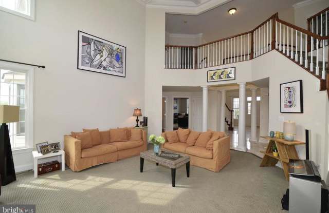 17502 TOBERMORY PLACE Gallery 4