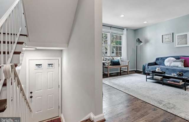 3302 WEBLEY CT Gallery 2