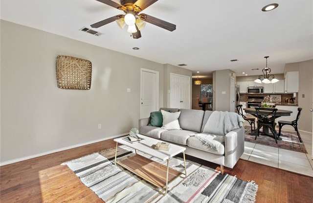 8005 Bounty TRL Gallery 2